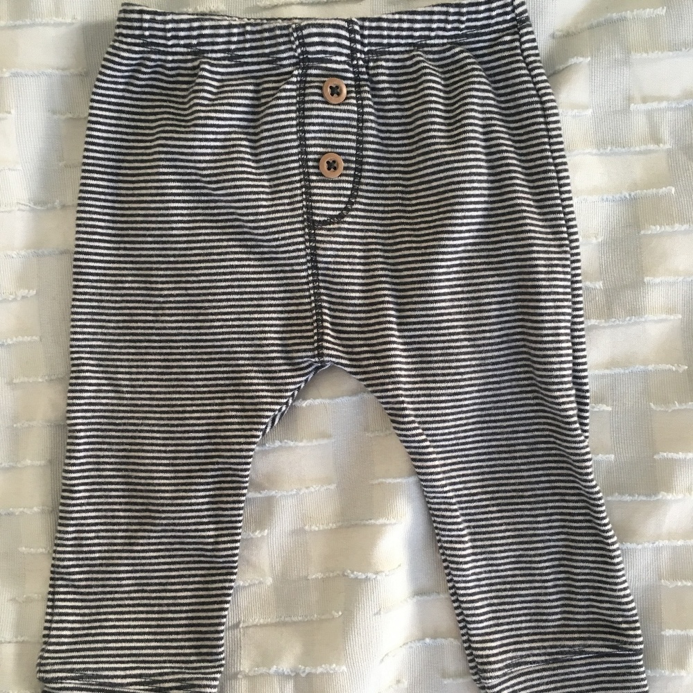 Infants striped pants with button detail, size 9M